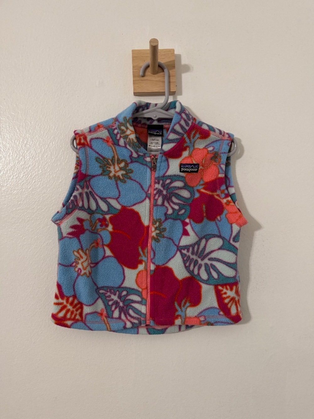 Patagonia Baby Synchilla Fleece Vest Tropical Hawaiian Hibiscus Floral Print 2T